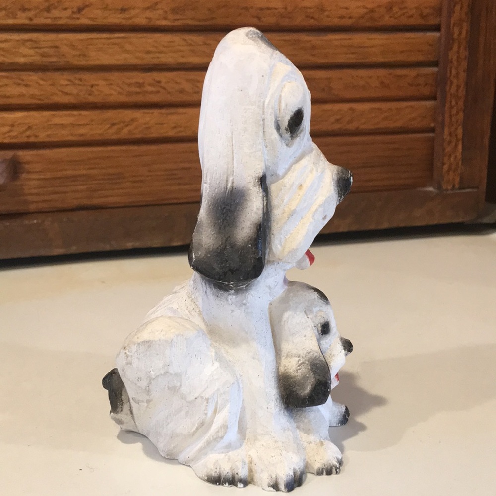 Vintage Chalkware dogs, mom and pup - Picture 4 of 8